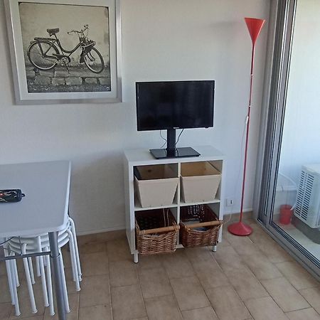 Joli Studio Avec Piscine A 200M De La Plage Parking Prive Λα Γκραντ-Μοτ Εξωτερικό φωτογραφία